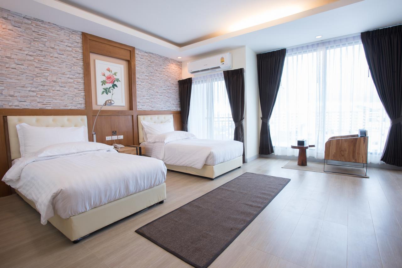 Triple B Boutique Residence Si Racha Exterior photo